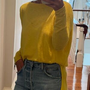 Vince Oversized Long Sleeve Top in Sunny Yellow
